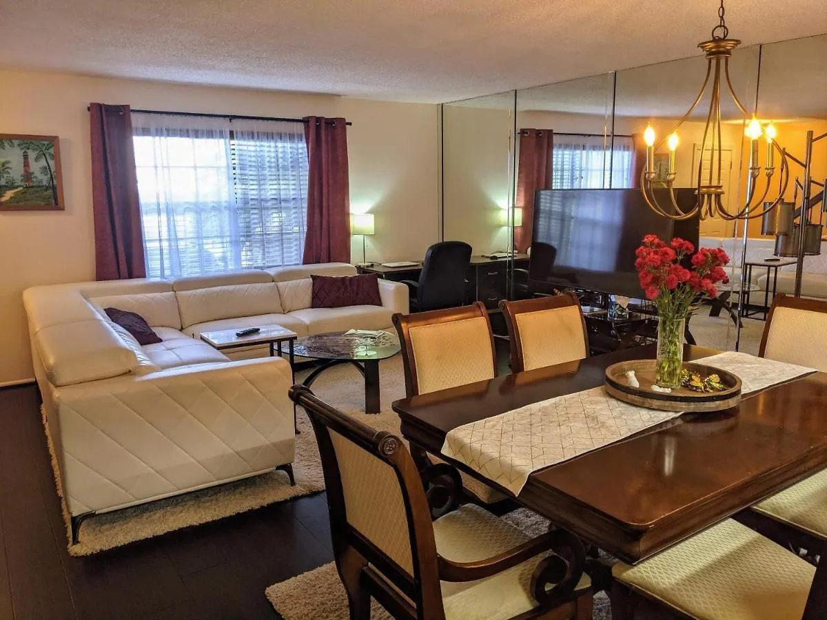 Homestay Private Room Quiet But Close To It All Clearwater