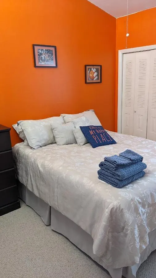 Homestay Private Room Quiet But Close To It All Clearwater United States